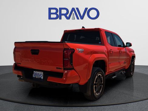 Used 2024 Toyota Tacoma TRD Sport AWD/4WD image 4