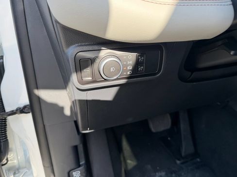 New 2026 Ford Explorer Active w/ Active Comfort Package RWD image 26