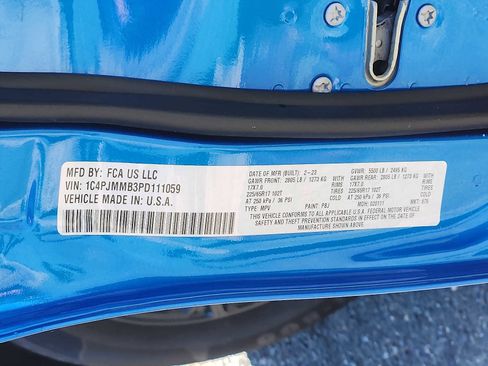 Certified 2023 Jeep Cherokee Altitude Lux image 26