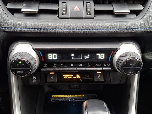 Used 2020 Toyota RAV4 XSE image 16