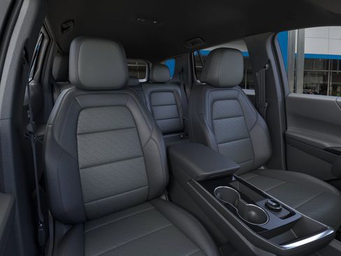 New 2026 Chevrolet Equinox LT w/ Convenience Package II image 40