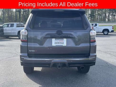 Used 2021 Toyota 4Runner Nightshade AWD/4WD image 4