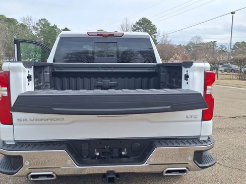 New 2026 Chevrolet Silverado 1500 LTZ w/ LTZ Premium Package image 19