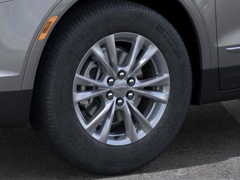 New 2026 Cadillac XT5 Luxury w/ LPO, Floor Liner Package image 10