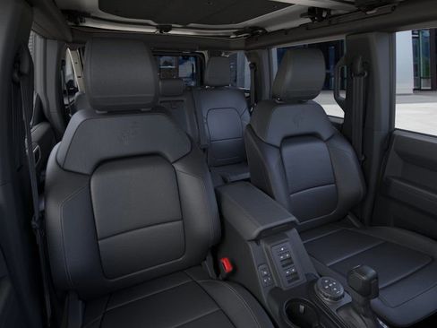 New 2025 Ford Bronco Badlands AWD/4WD image 11