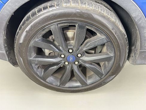 Used 2018 Ford Escape SEL w/ SEL Sport Appearance Package image 33