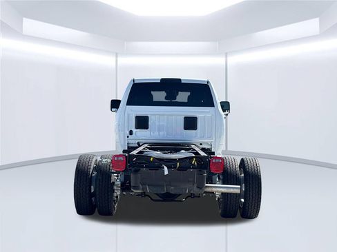 Used 2025 RAM 5500 Tradesman AWD/4WD image 4