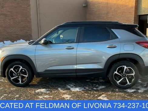 Used 2023 Chevrolet TrailBlazer RS w/ Technology Package image 5