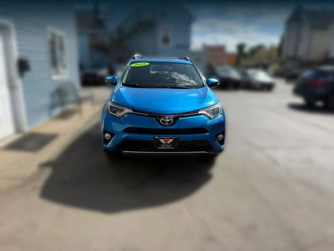 Used 2016 Toyota RAV4 XLE AWD/4WD image 7
