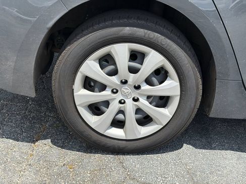 Used 2025 Toyota Corolla LE FWD image 23