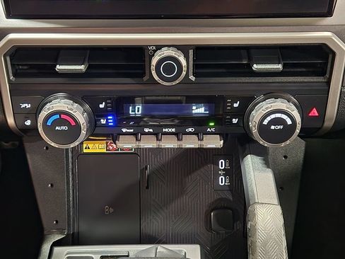 Used 2025 Toyota 4Runner TRD Sport Premium AWD/4WD image 40
