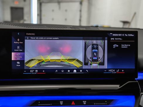 Certified 2025 BMW i5 xDrive40 w/ M Sport Package image 19