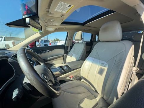 Used 2017 Lincoln MKX Reserve w/ Lincoln MKX Climate Package image 18