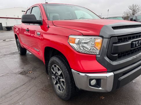 Used 2014 Toyota Tundra SR5 image 12