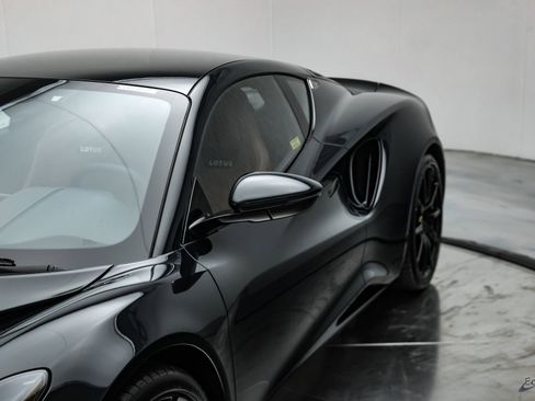 Used 2025 Lotus Emira RWD image 30