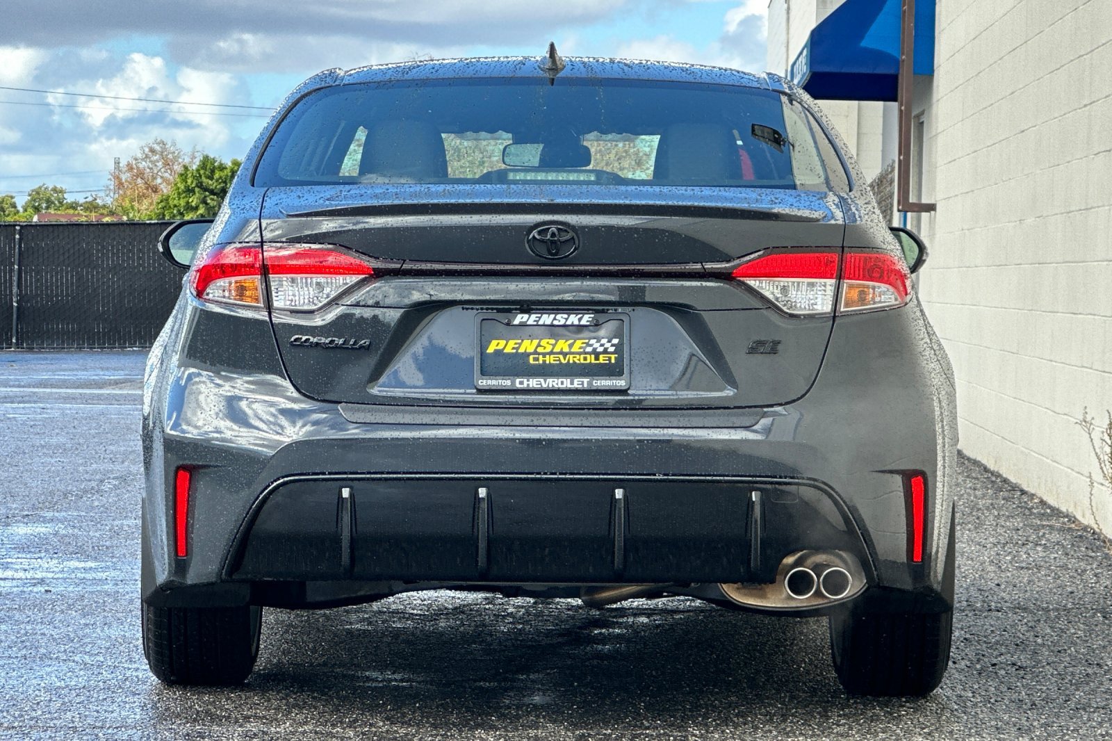 Used 2026 Toyota Corolla SE w/ SE Package FWD image 5