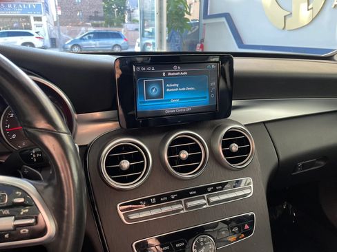 Used 2019 Mercedes-Benz C 300 4MATIC Sedan image 14