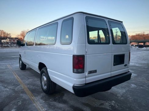 Used 2003 Ford E-350 and Econoline 350 XLT image 6