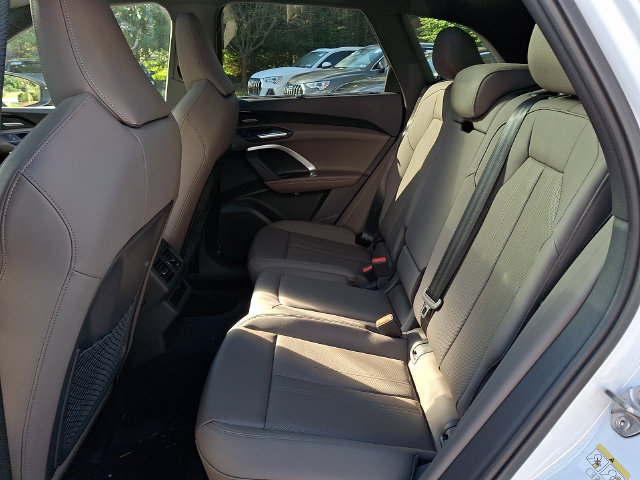 Certified 2025 Audi Q5 Premium Plus w/ Premium Plus AWD/4WD image 10