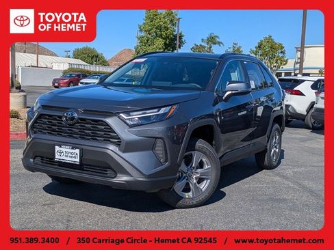 Used 2025 Toyota RAV4 XLE image 1