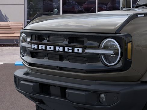New 2026 Ford Bronco Outer Banks AWD/4WD image 19