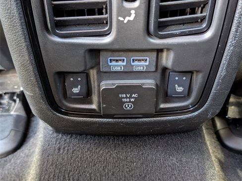 Used 2023 Dodge Durango GT image 16