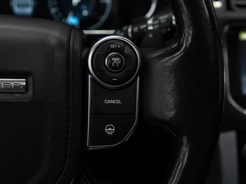 Used 2017 Land Rover Range Rover HSE image 21