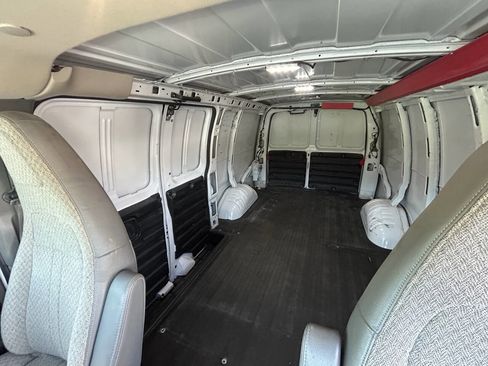 Used 2020 Chevrolet Express 2500 2500 3dr Cargo Van w/ Driver Convenience Package image 30