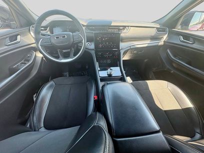 Used 2024 Jeep Grand Cherokee Altitude