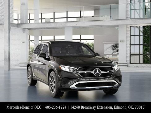 Used 2026 Mercedes-Benz GLC 300 image 9