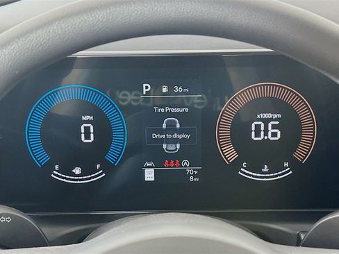 New 2025 Hyundai Tucson SE image 12