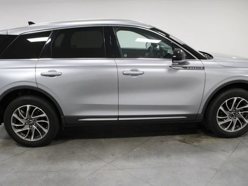 Used 2022 Lincoln Corsair AWD w/ Equipment Group 101A image 11