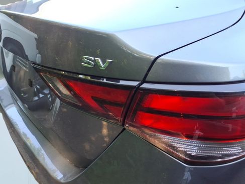 Used 2024 Nissan Sentra SV FWD image 5