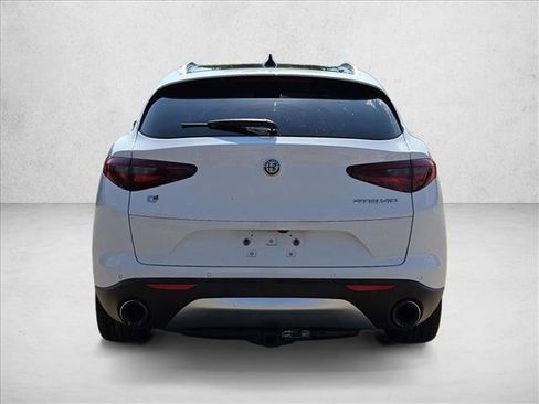 Used 2019 Alfa Romeo Stelvio Ti AWD/4WD image 7