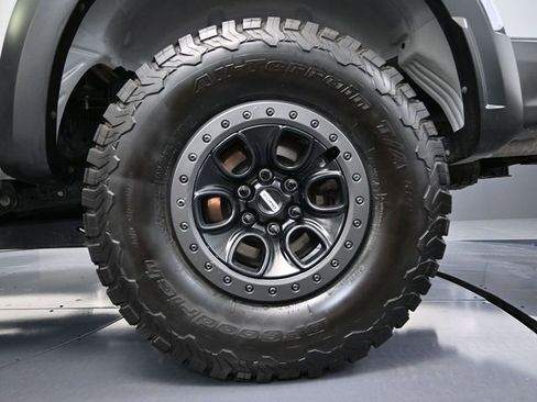 Used 2023 Ford F150 Raptor w/ Raptor Carbon Fibre Package image 14