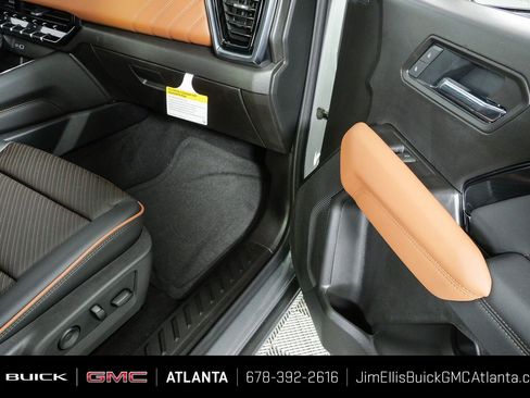 New 2026 GMC Canyon AT4 w/ Technology Plus Package AWD/4WD image 26