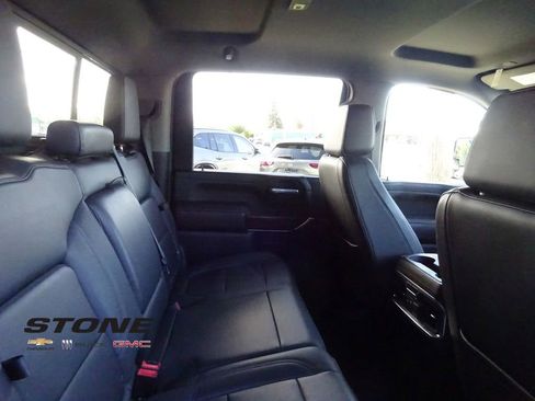 Used 2021 GMC Sierra 2500 SLT w/ SLT Premium Package image 23