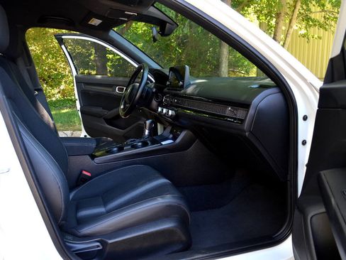 Used 2022 Honda Civic Sport image 10