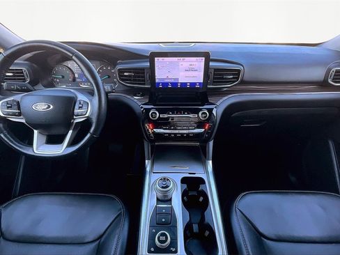 Used 2022 Ford Explorer Limited image 16