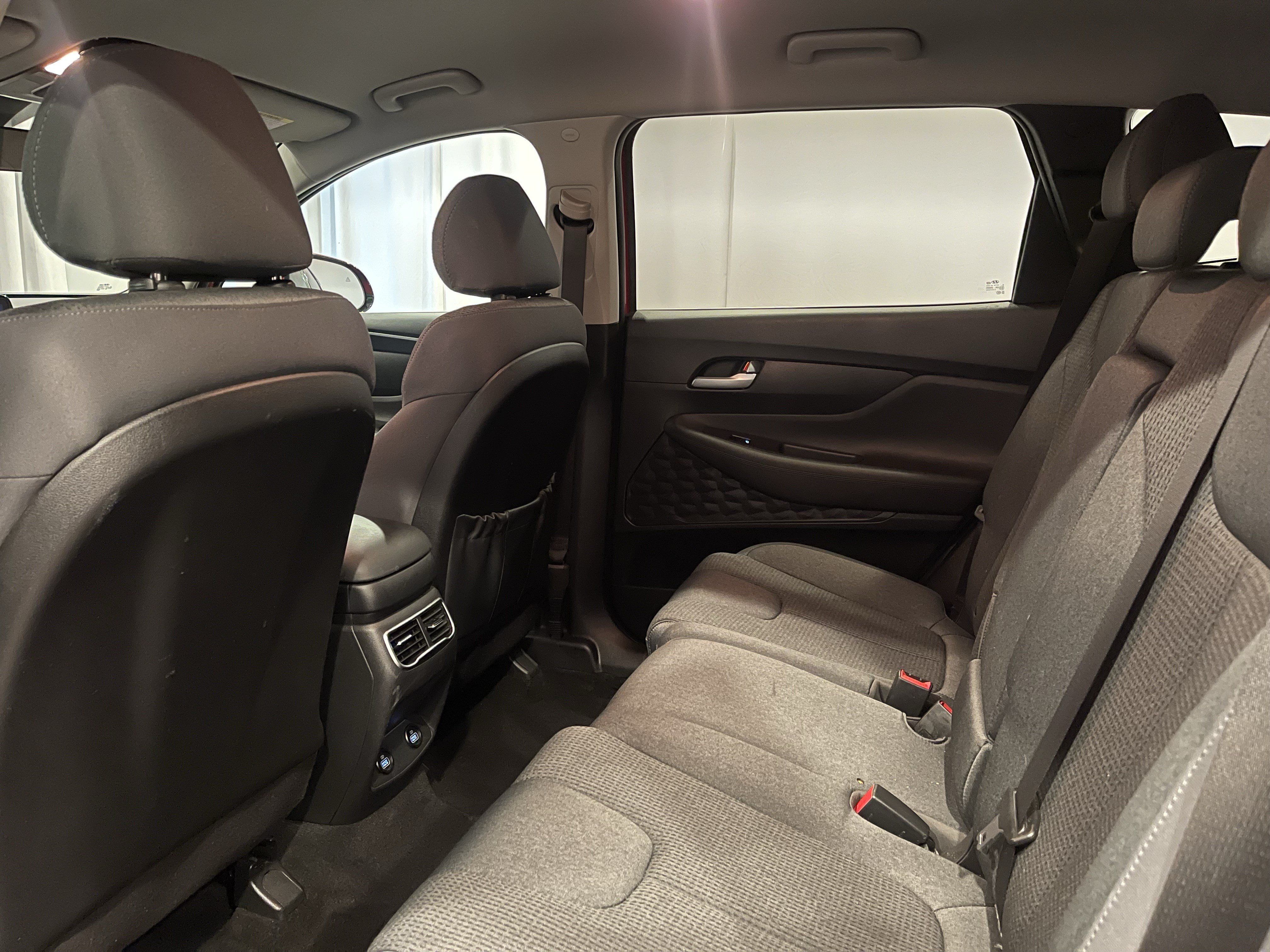 Used 2023 Hyundai Santa Fe SEL AWD/4WD image 23