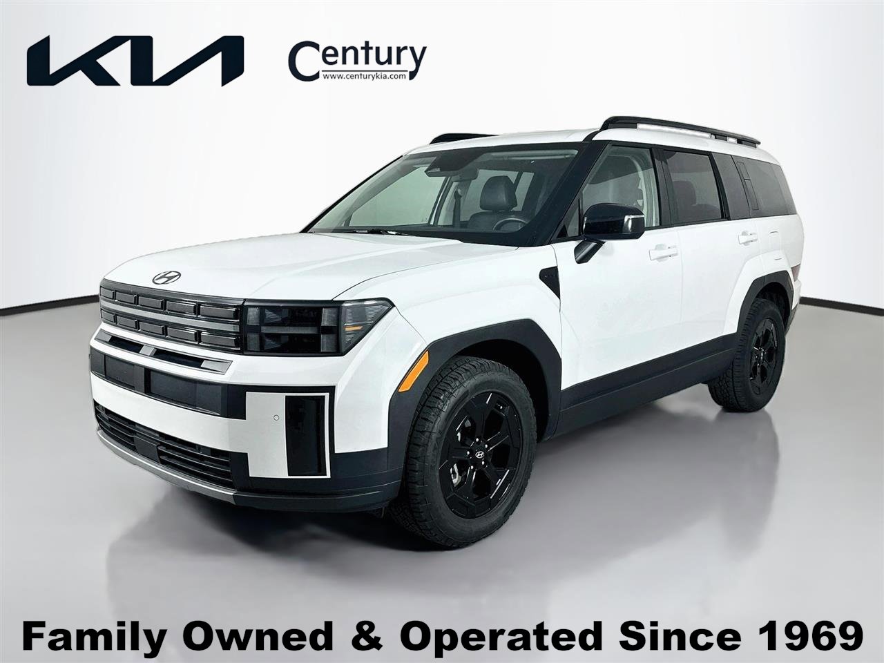 Used 2024 Hyundai Santa Fe XRT AWD/4WD image 1