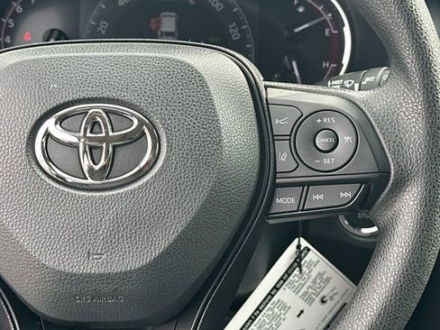 Certified 2023 Toyota RAV4 XLE w/ Convenience Package FWD image 11