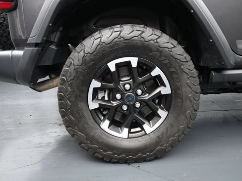 Used 2024 Jeep Wrangler Unlimited Rubicon 4xe AWD/4WD image 9