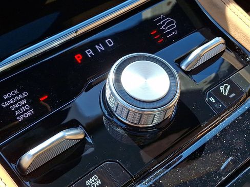 New 2026 Jeep Grand Cherokee Summit image 11