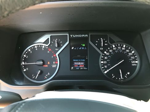 Used 2023 Toyota Tundra Limited w/ Power Package AWD/4WD image 14