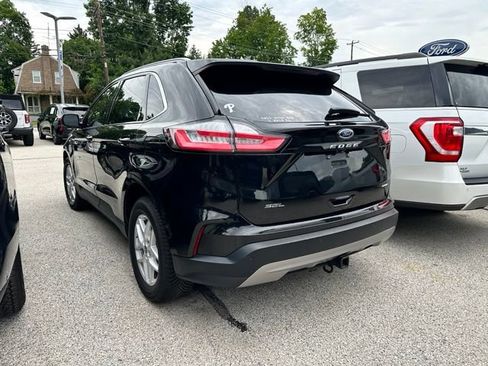 Certified 2021 Ford Edge SEL w/ Convenience Package AWD/4WD image 4