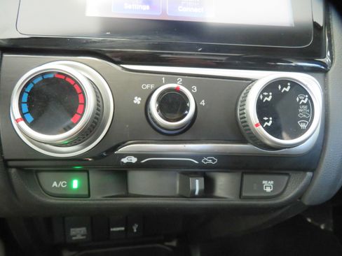 Used 2015 Honda Fit EX-L image 37