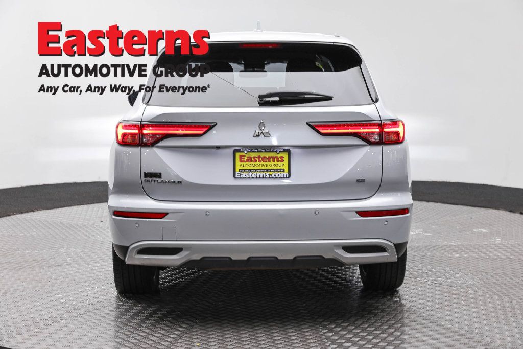 Used 2024 Mitsubishi Outlander SE FWD image 8