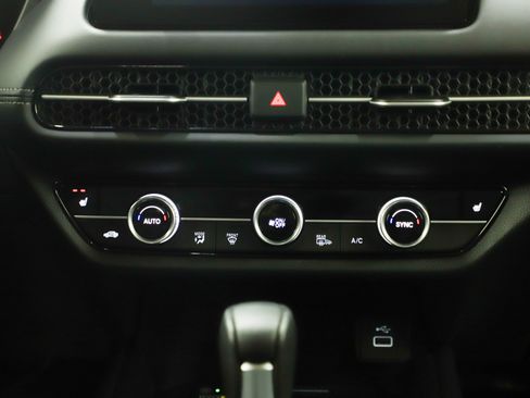 Used 2025 Honda HR-V EX-L image 18