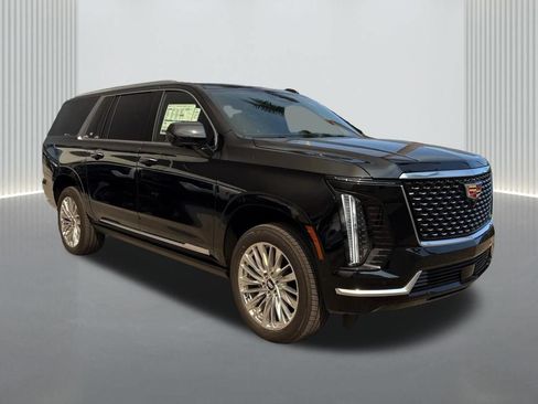New 2026 Cadillac Escalade ESV Luxury AWD/4WD image 3